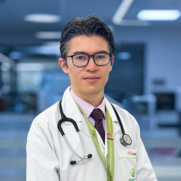 Fotografía oficial del Dr. Luis Carlos Venegas Sanabria, médico geriatra y líder del Instituto Méderi del Envejecimiento y Longevidad