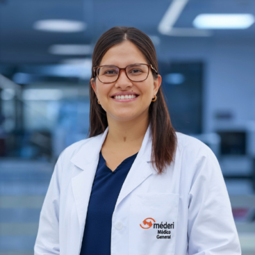 Fotografía oficial de la Dra. Elly Alejandra Morros González, médica geriatra e investigadora del Instituto Méderi