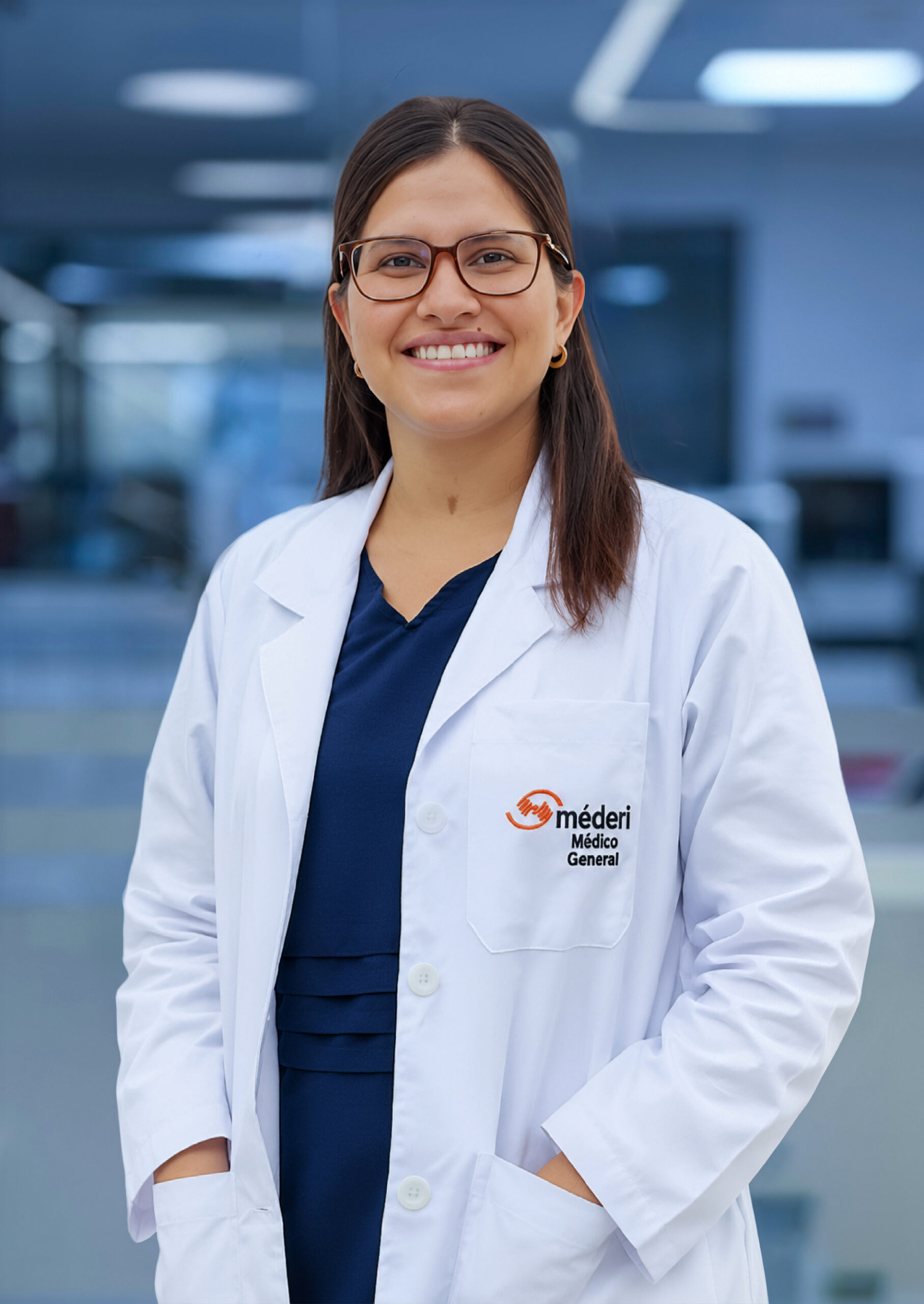 Fotografía oficial de la Dra. Elly Alejandra Morros González, médica geriatra e investigadora del Instituto Méderi